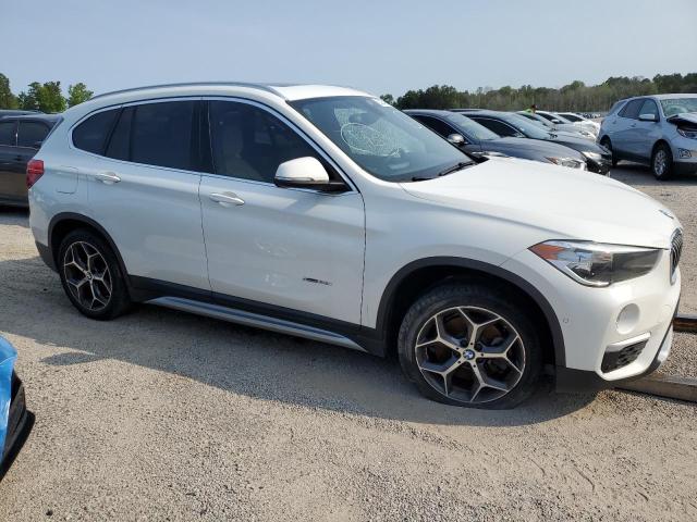 WBXHT3C36GP888405 - 2016 BMW X1 XDRIVE28I WHITE photo 4