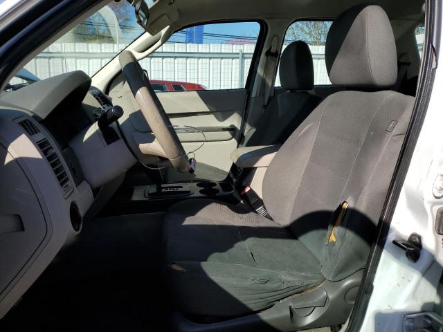 1FMCU92769KA42640 - 2009 FORD ESCAPE XLS WHITE photo 7