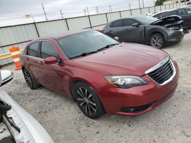 1C3CCBCG7DN506642 - 2013 CHRYSLER 200 LIMITED RED photo 4