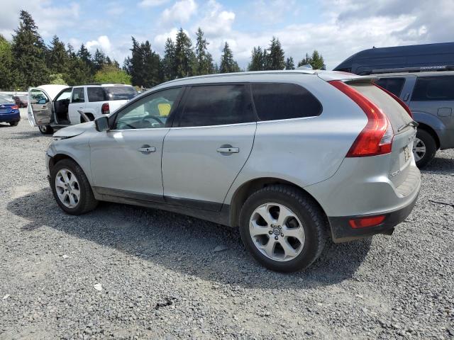 YV4940DZ9D2441850 - 2013 VOLVO XC60 3.2 SILVER photo 2