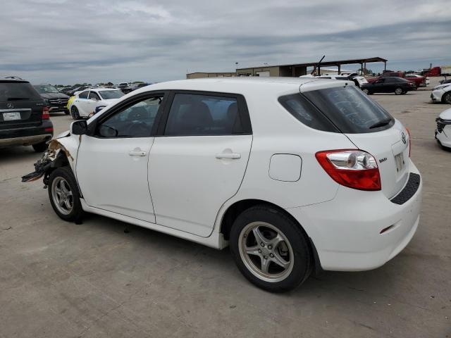 2T1KU40E99C001621 - 2009 TOYOTA COROLLA MA WHITE photo 2