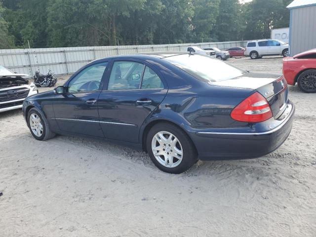 WDBUF65J74A480850 - 2004 MERCEDES-BENZ E 320 BLUE photo 2