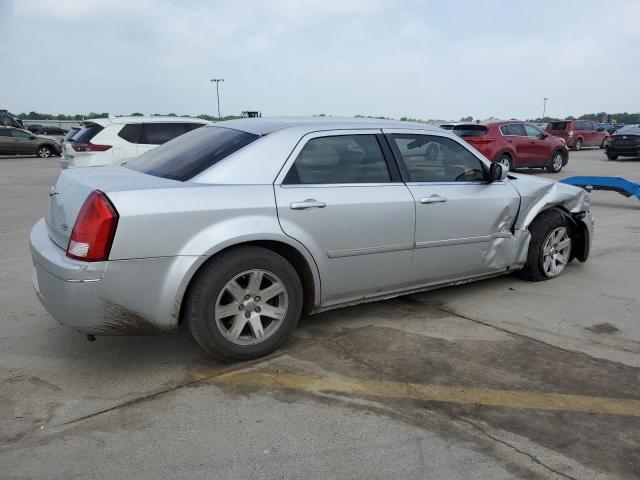 2C3LA53G37H707653 - 2007 CHRYSLER 300 TOURING SILVER photo 3