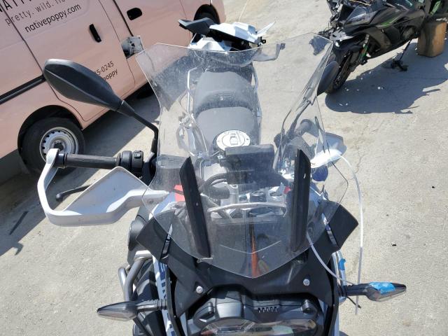 WB10M1300P6G83332 - 2023 BMW R 1250 GS ADVENTURE BLUE photo 5