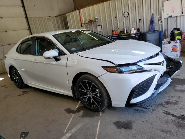4T1T11AK9PU837568 - 2023 TOYOTA CAMRY SE NIGHT SHADE WHITE photo 4