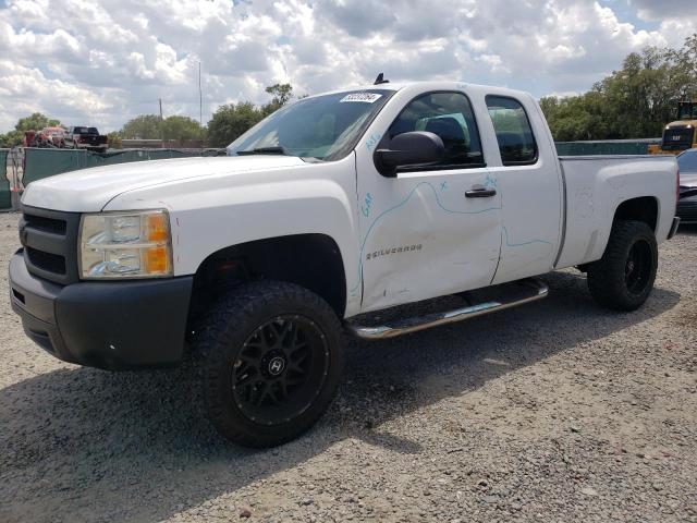 1GCEC19XX9Z217972 - 2009 CHEVROLET SILVERADO C1500 WHITE photo 1