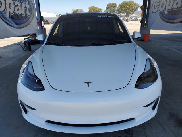 5YJ3E1EA2PF678864 - 2023 TESLA MODEL 3 Білий фото 5