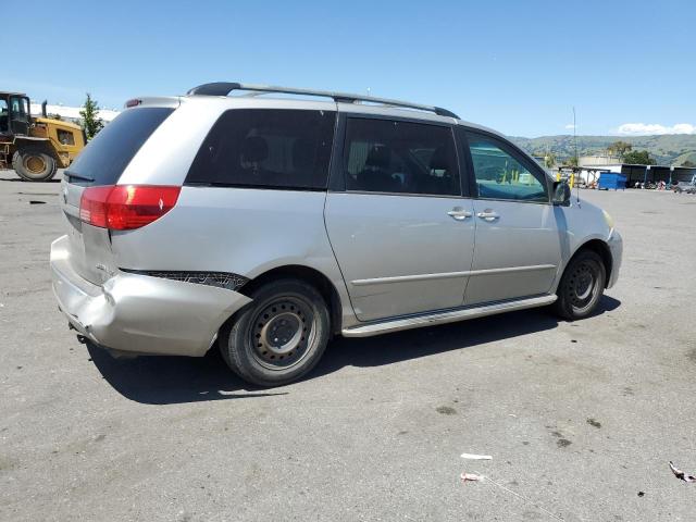 5TDZA23C44S092562 - 2004 TOYOTA SIENNA CE SILVER photo 3