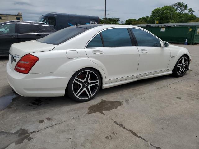 WDDNG7HB4AA313957 - 2010 MERCEDES-BENZ S 63 AMG WHITE photo 3