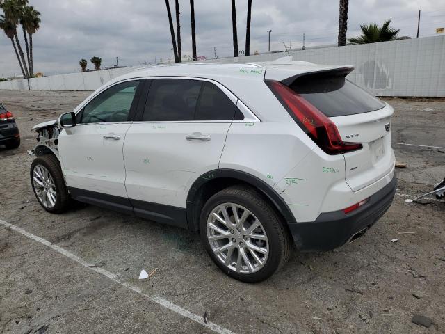 1GYFZBR42NF113013 - 2022 CADILLAC XT4 LUXURY WHITE photo 2