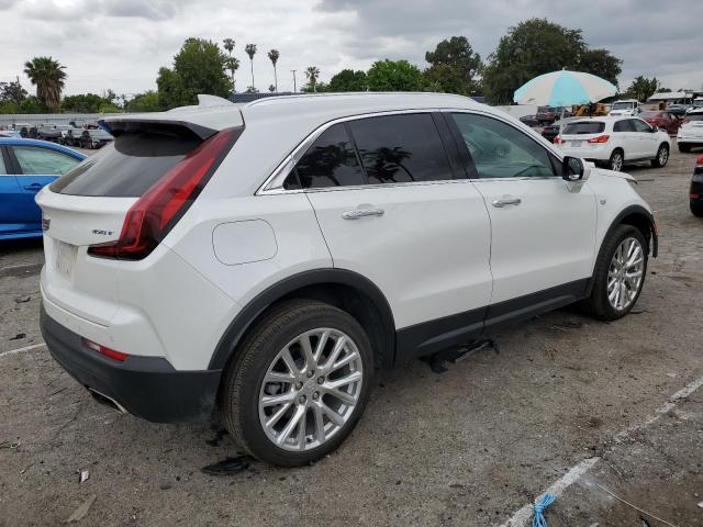 1GYFZBR42NF113013 - 2022 CADILLAC XT4 LUXURY WHITE photo 3