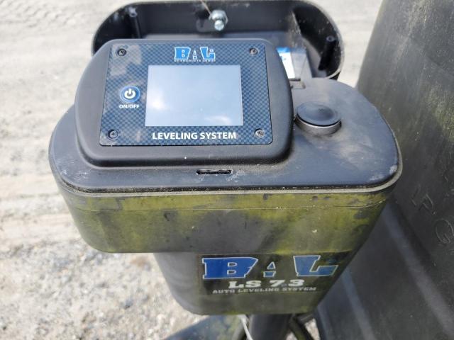 4YDT34024LB452035 - 2020 KEYSTONE OUTBACK TWO TONE photo 8