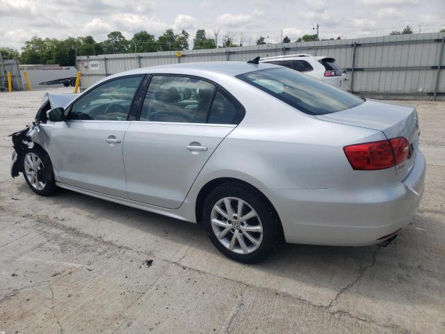 3VWD17AJ7EM251081 - 2014 VOLKSWAGEN JETTA SE SILVER photo 2