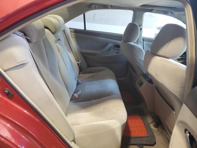 4T1BF3EK0BU650103 - 2011 TOYOTA CAMRY BASE RED photo 10