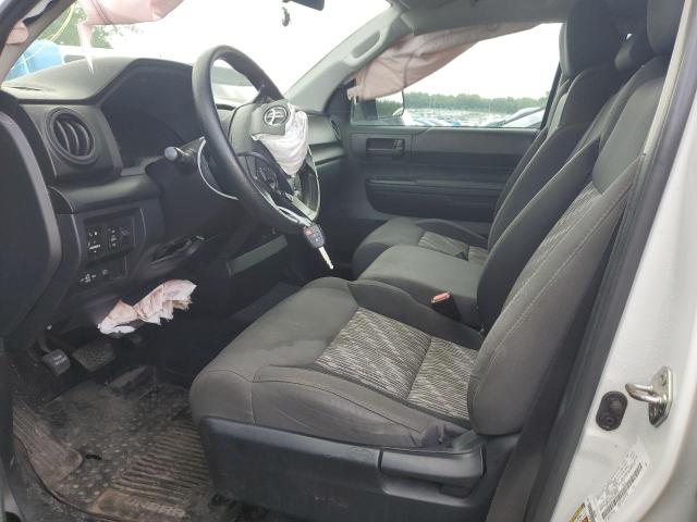 5TFUM5F14JX075795 - 2018 TOYOTA TUNDRA DOUBLE CAB SR/SR5 WHITE photo 7