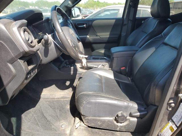 3TMDZ5BN2JM049518 - 2018 TOYOTA TACOMA DOUBLE CAB Gris photo 7