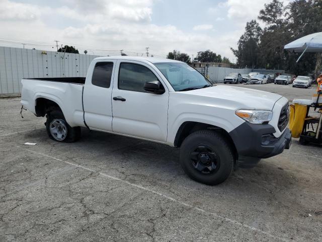 5TFRX5GN5HX077581 - 2017 TOYOTA TACOMA ACCESS CAB WHITE photo 4