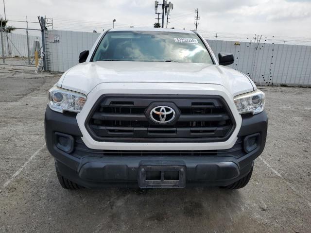 5TFRX5GN5HX077581 - 2017 TOYOTA TACOMA ACCESS CAB WHITE photo 5