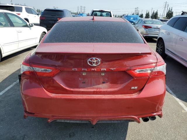 4T1G11AKXLU313051 - 2020 TOYOTA CAMRY SE RED photo 6