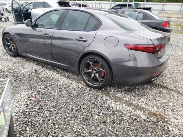 ZARFAECN6J7593552 - 2018 ALFA ROMEO GIULIA TI GRAY photo 2