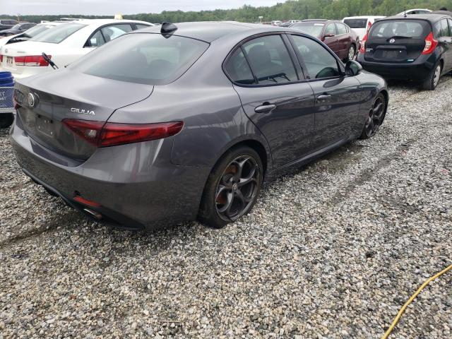 ZARFAECN6J7593552 - 2018 ALFA ROMEO GIULIA TI GRAY photo 3