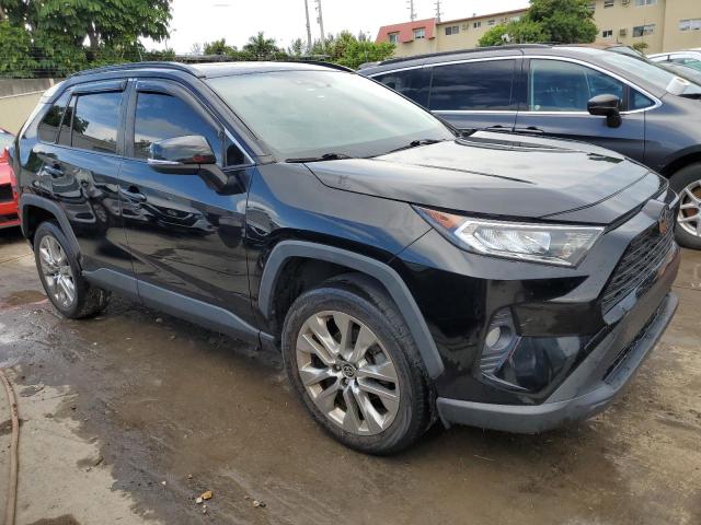 JTMC1RFV4LD520457 - 2020 TOYOTA RAV4 XLE PREMIUM BLACK photo 4