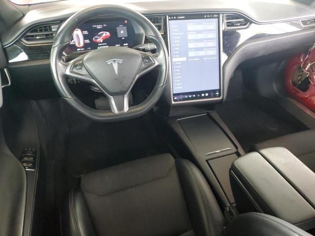 5YJSA1E25JF267661 - 2018 TESLA MODEL S RED photo 8