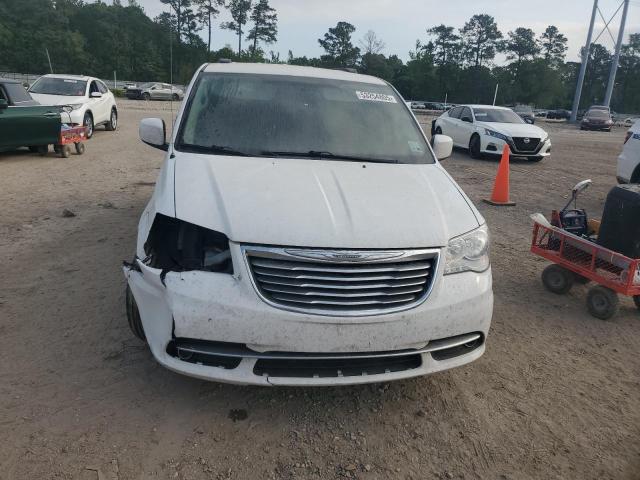 2C4RC1BG4GR238609 - 2016 CHRYSLER TOWN & COU TOURING WHITE photo 5
