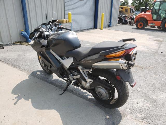 JH2RC46154M600038 - 2004 HONDA VFR800 BLACK photo 3