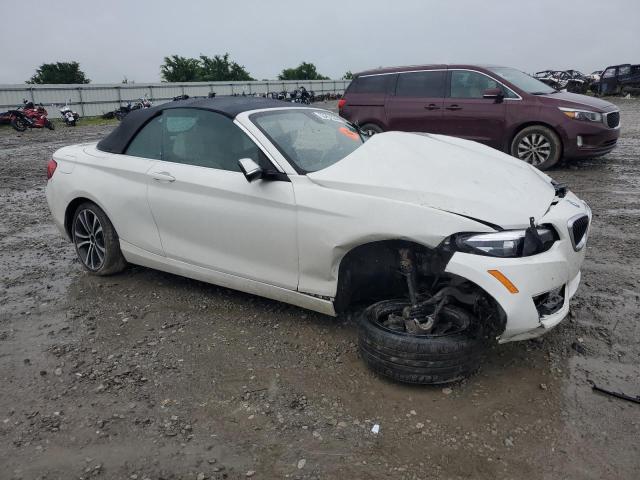 WBA2K1C50JVD41158 - 2018 BMW 230XI WHITE photo 4