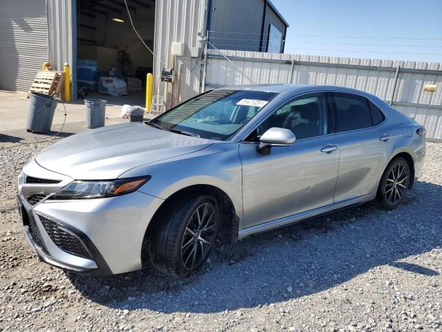 4T1G11AK7RU190835 - 2024 TOYOTA CAMRY SE NIGHT SHADE SILVER photo 1