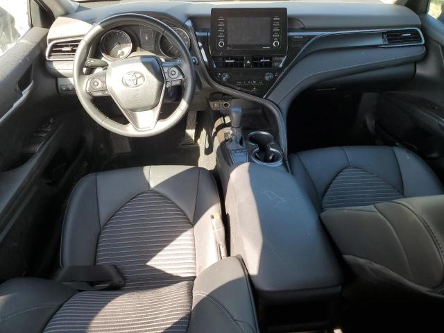 4T1G11AK7RU190835 - 2024 TOYOTA CAMRY SE NIGHT SHADE SILVER photo 8