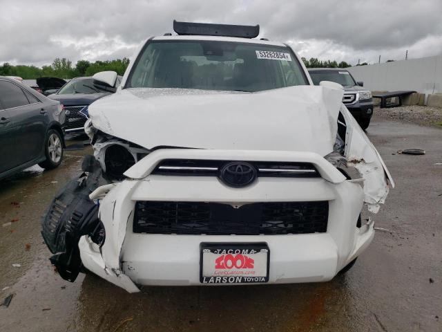 JTETU5JR9N6038273 - 2022 TOYOTA 4RUNNER TRAIL WHITE photo 5