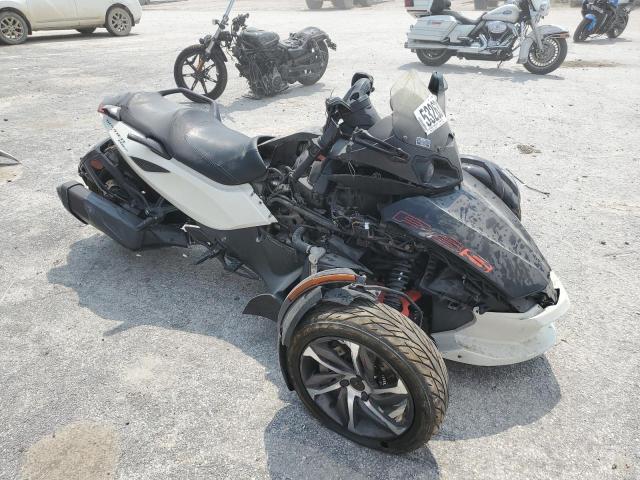 2BXNABC15EV001295 - 2014 CAN-AM SPYDER ROA RS WHITE photo 1