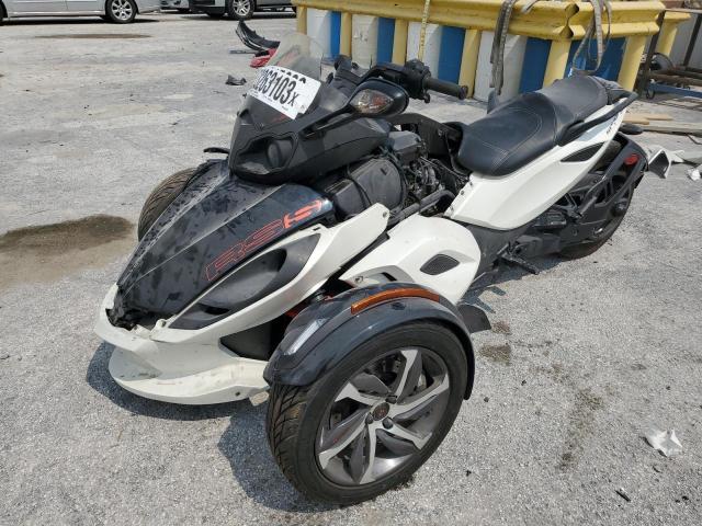 2BXNABC15EV001295 - 2014 CAN-AM SPYDER ROA RS WHITE photo 2