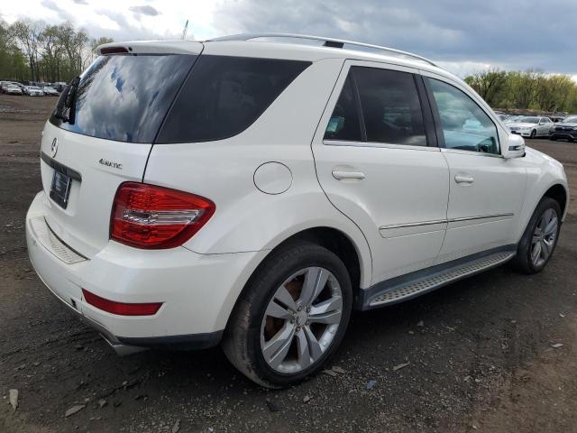 4JGBB8GB1BA674563 - 2011 MERCEDES-BENZ ML 350 4MATIC WHITE photo 3