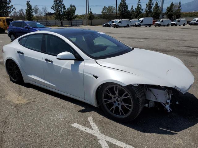5YJSA1E52NF461998 - 2022 TESLA MODEL S WHITE photo 4