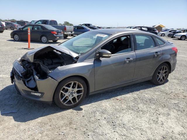 1FADP3F23FL300751 - 2015 FORD FOCUS SE GRAY photo 1