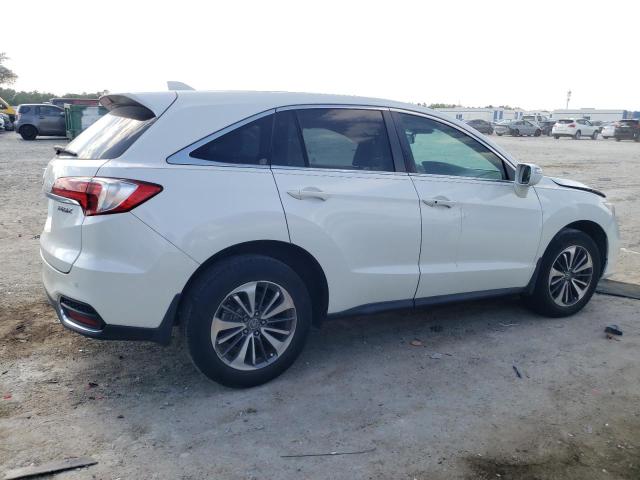 5J8TB3H77JL000573 - 2018 ACURA RDX ADVANCE WHITE photo 3