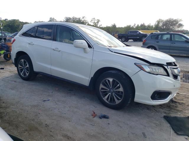 5J8TB3H77JL000573 - 2018 ACURA RDX ADVANCE WHITE photo 4