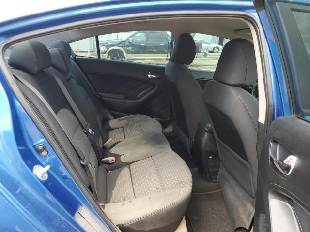 KNAFX4A63E5116560 - 2014 KIA FORTE LX BLUE photo 10