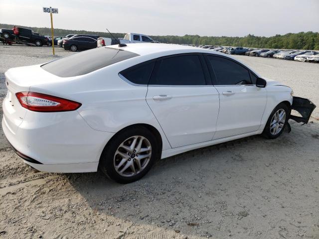 3FA6P0H78ER125820 - 2014 FORD FUSION SE WHITE photo 3