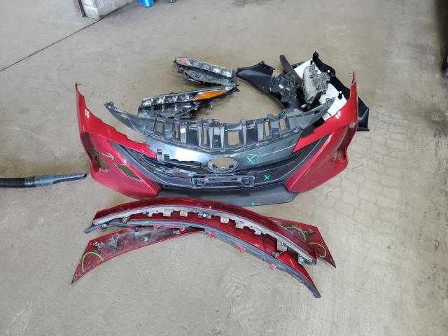 JTDKARFP7J3101857 - 2018 TOYOTA PRIUS PRIM 红色 照片 12