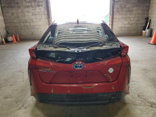 JTDKARFP7J3101857 - 2018 TOYOTA PRIUS PRIM 红色 照片 6