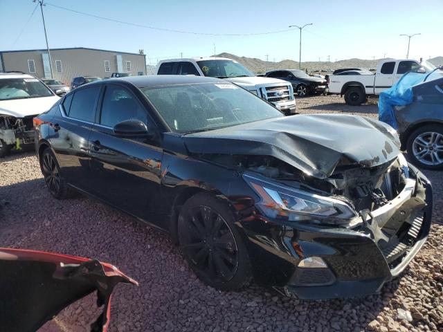 1N4BL4CV3KC184095 - 2019 NISSAN ALTIMA SR BLACK photo 4