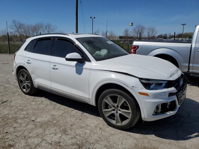 WA1CNAFY0K2027458 - 2019 AUDI Q5 PRESTIGE WHITE photo 4