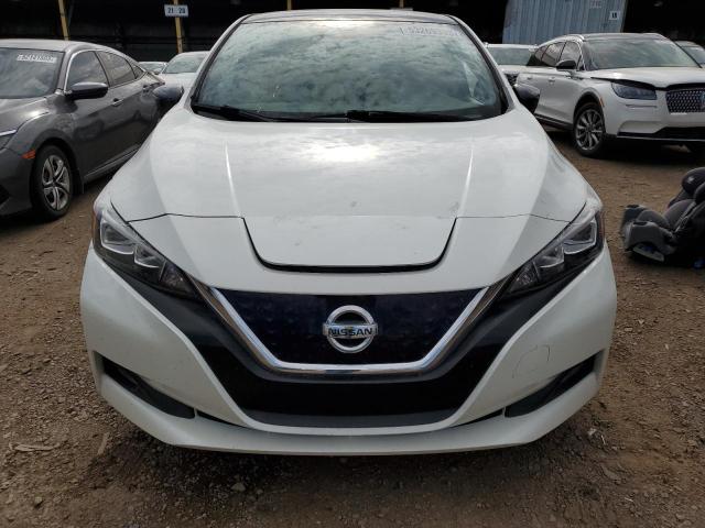 1N4AZ1CP9KC305612 - 2019 NISSAN LEAF S WHITE photo 5