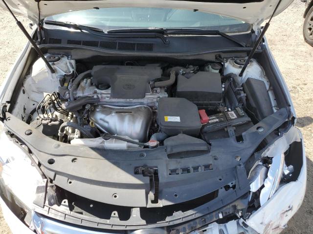 4T4BF1FK3GR549945 - 2016 TOYOTA CAMRY LE WHITE photo 11