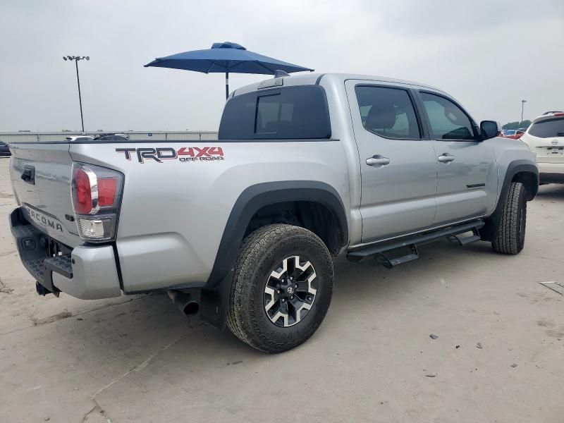 3TYCZ5AN8PT165641 - 2023 TOYOTA TACOMA DOUBLE CAB SILVER photo 3