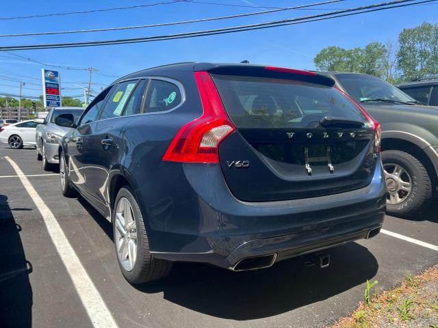 YV126MEC1F1204546 - 2015 VOLVO V60 PREMIER+ BLUE photo 3